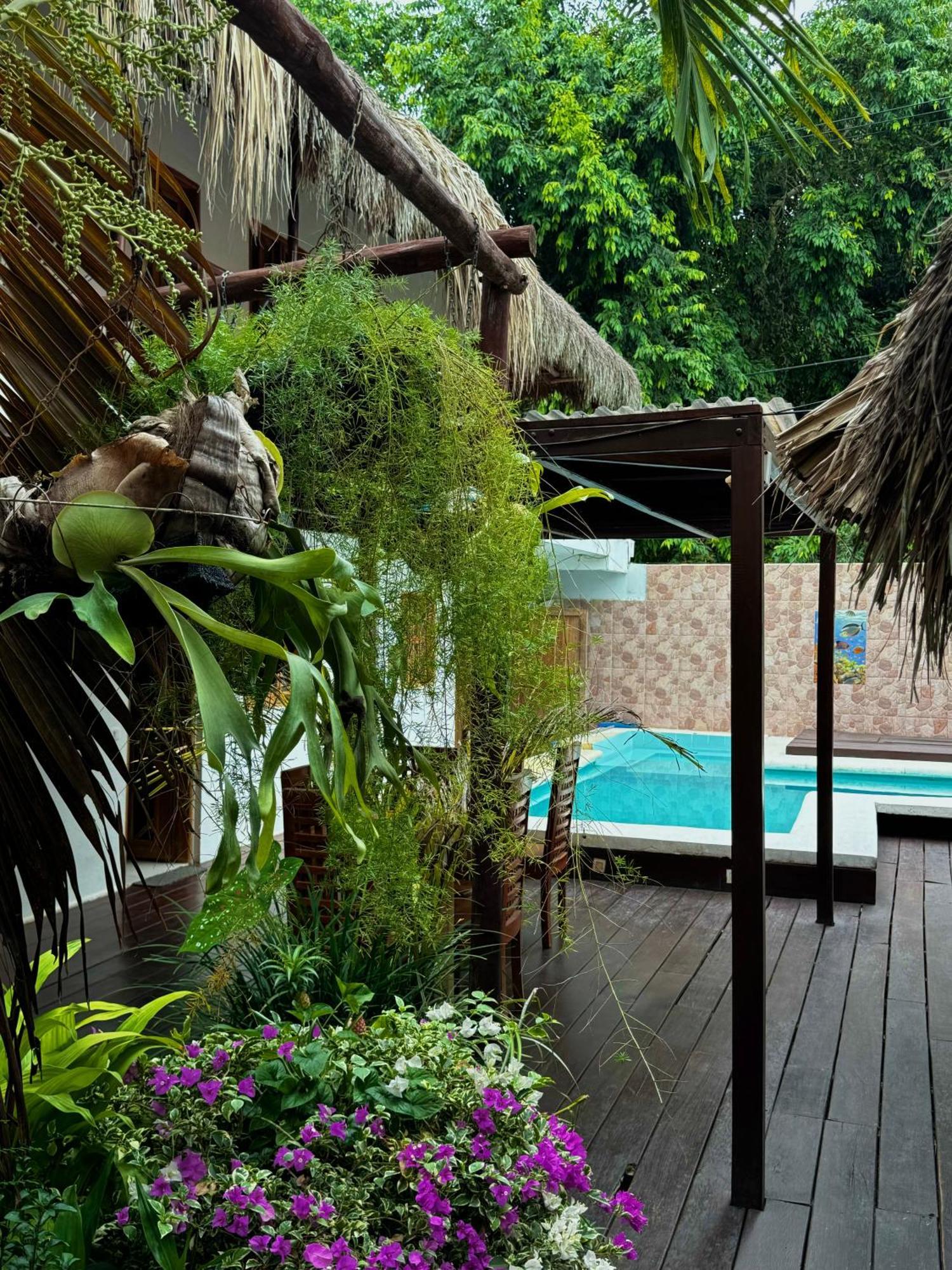 Hostal Nibuni Паломино Екстериор снимка