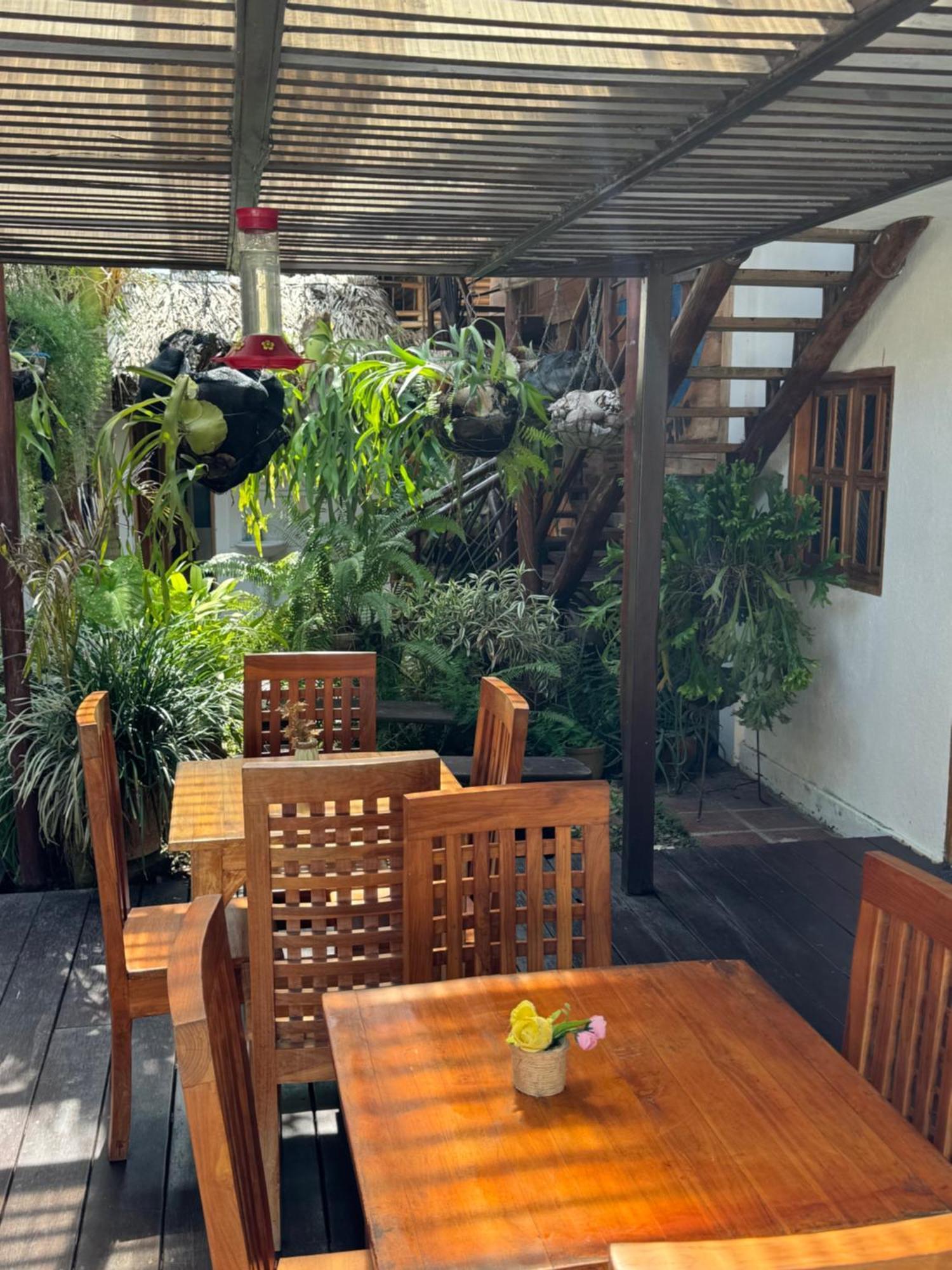 Hostal Nibuni Паломино Екстериор снимка