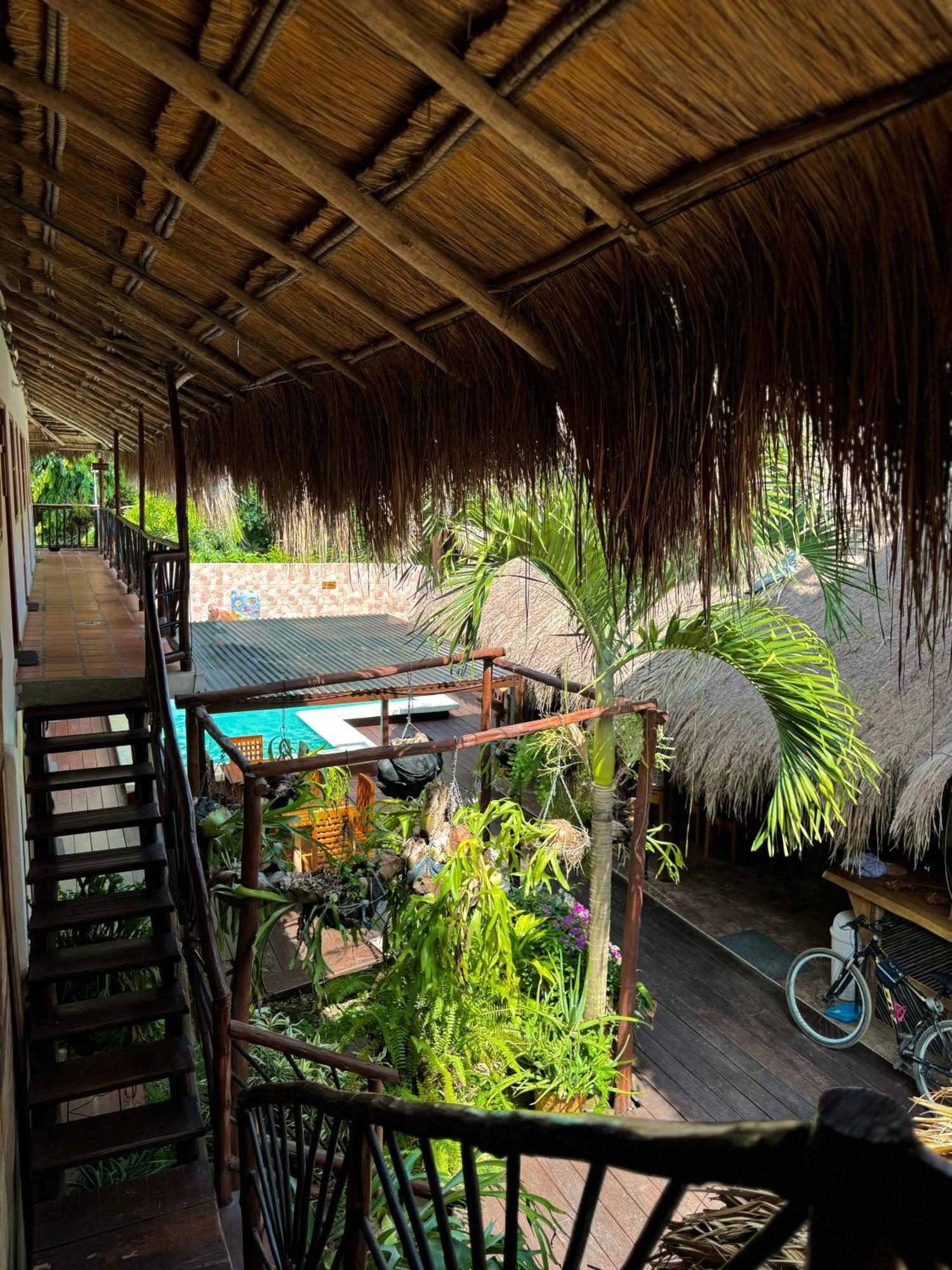 Hostal Nibuni Паломино Екстериор снимка