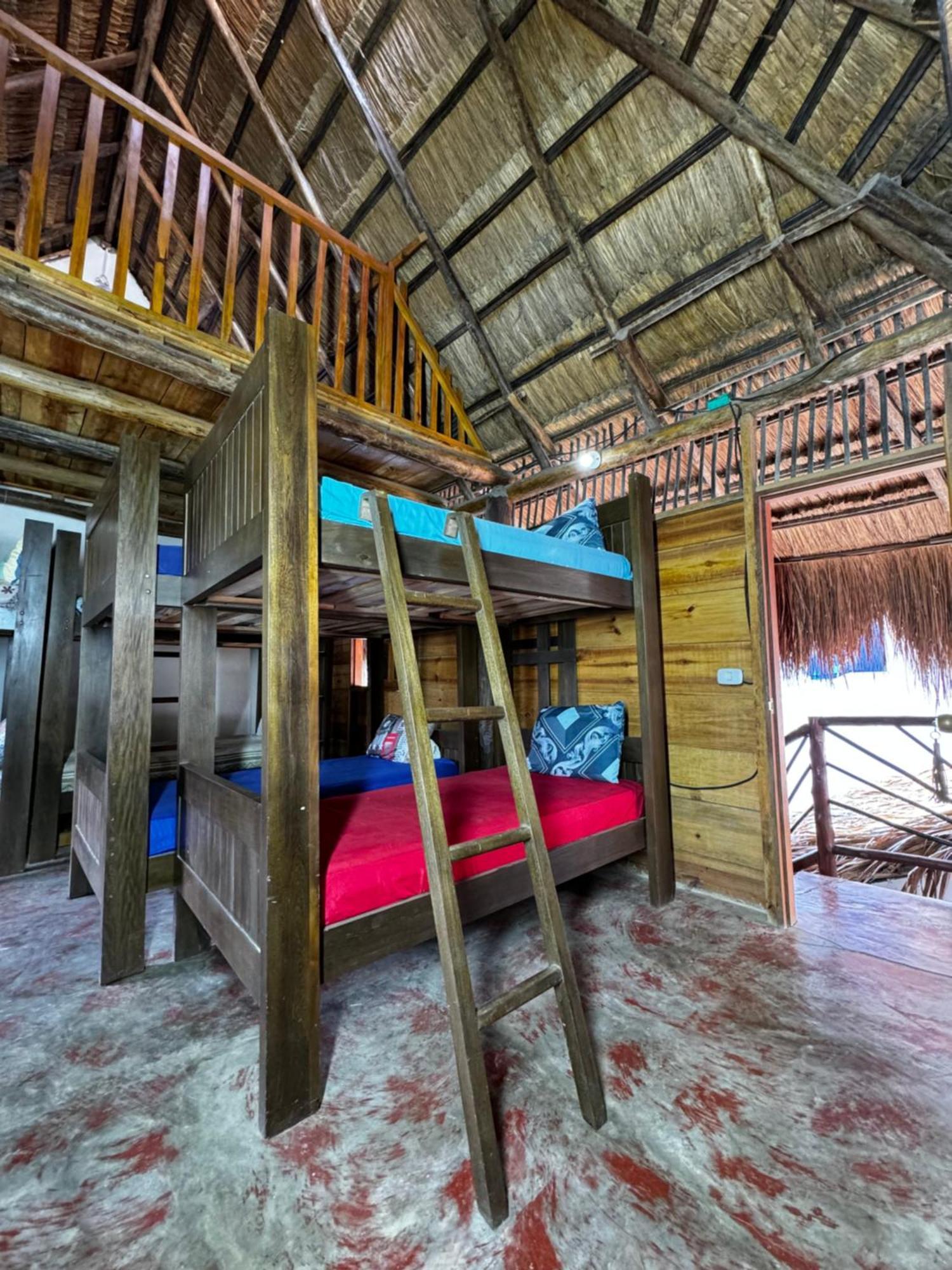 Hostal Nibuni Паломино Екстериор снимка