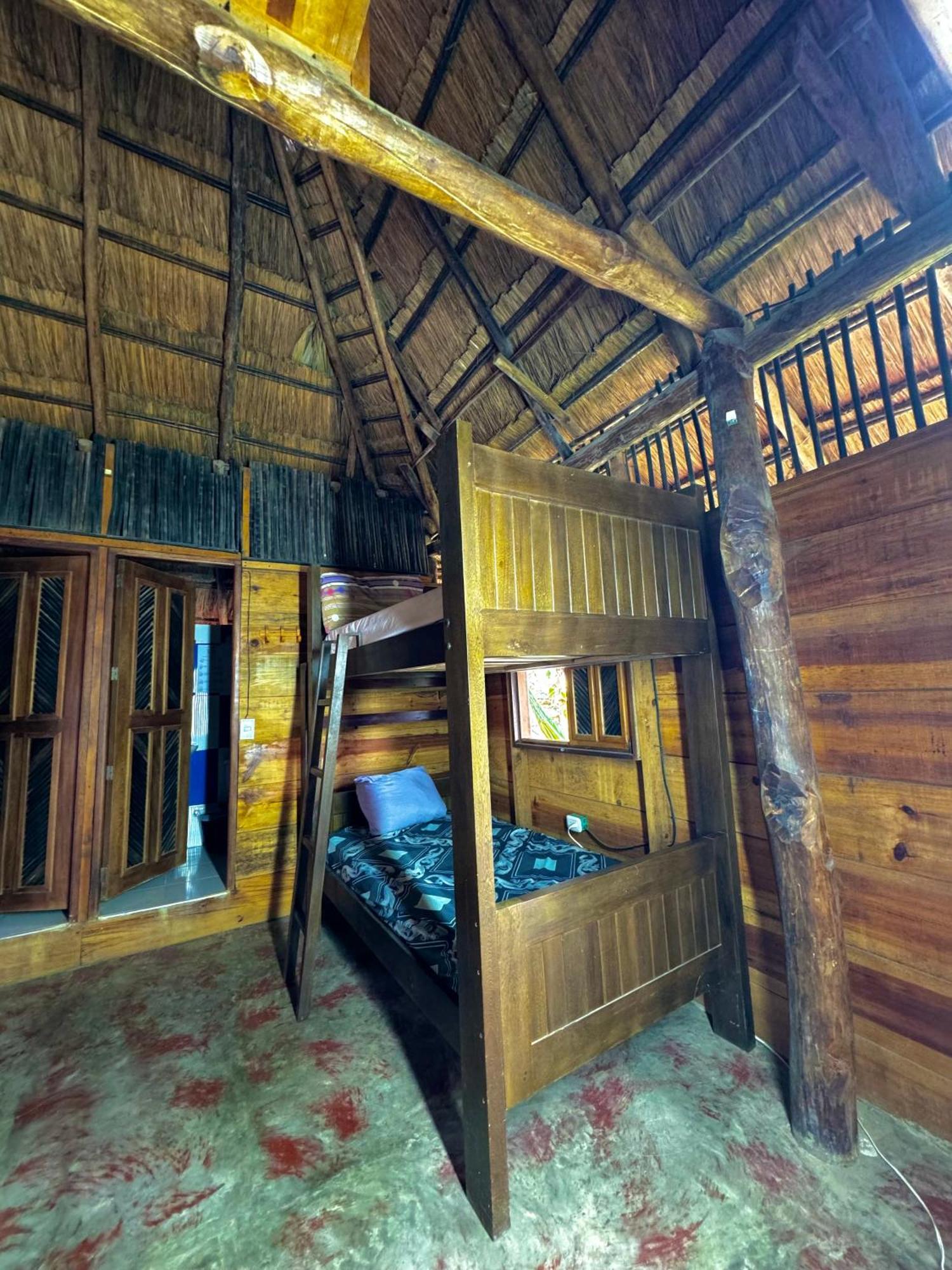Hostal Nibuni Паломино Екстериор снимка