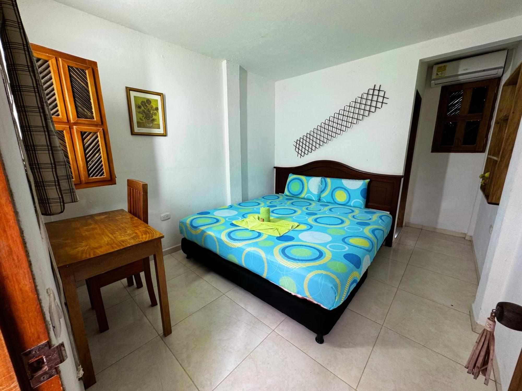 Hostal Nibuni Паломино Екстериор снимка